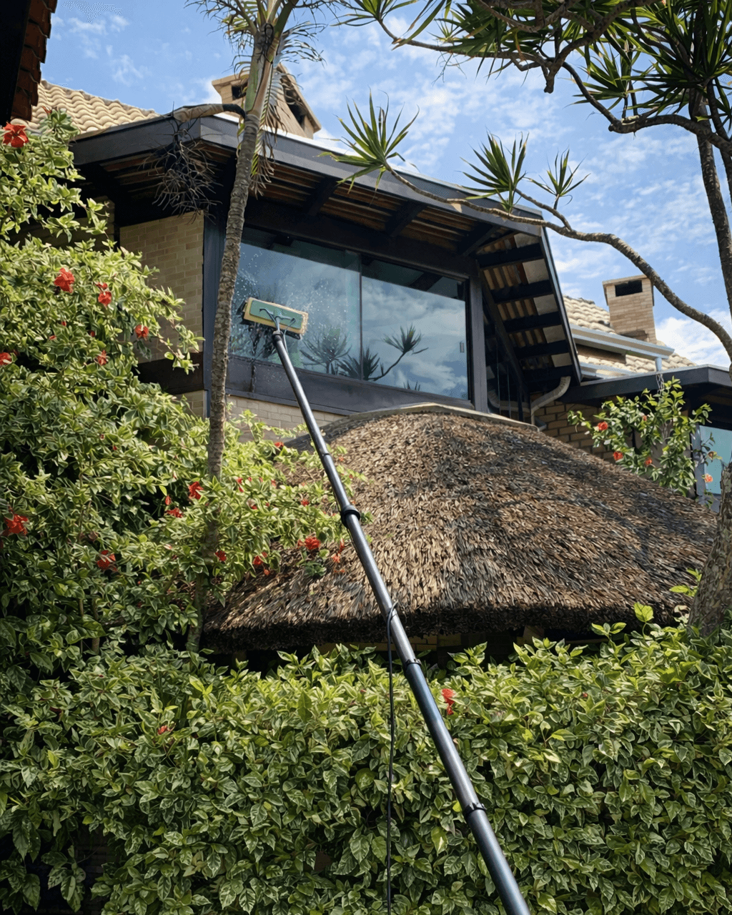 Limpeza de fachadas em Navegantes: valorização, segurança e tecnologia com a Excelência BC